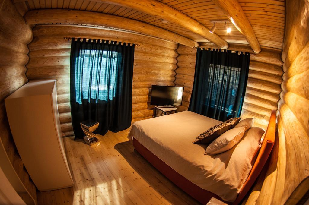 Cabana Deac - Luxury Chalet Vatra Dornei Habitación foto